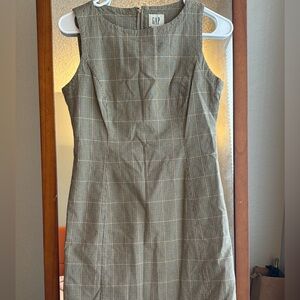 GAP 90’s Vintage Brown Plaid Classic Tailored Sleeveless Dress- Sz 4